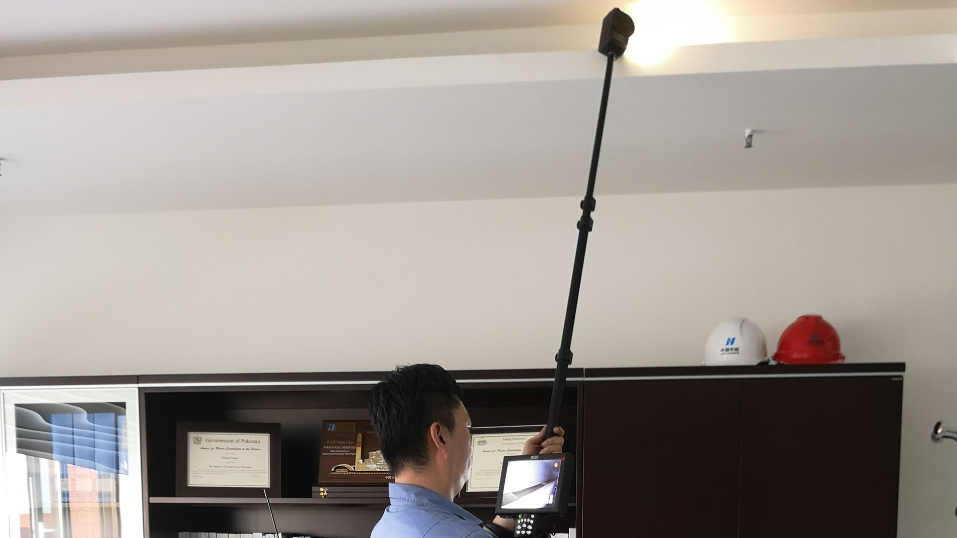 防窃听探测器是如何实现反窃听的？